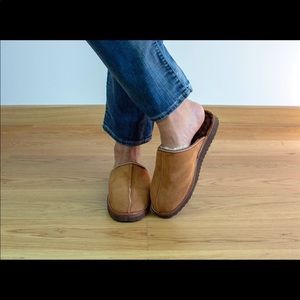 Dude leather and wool slippers from Greece